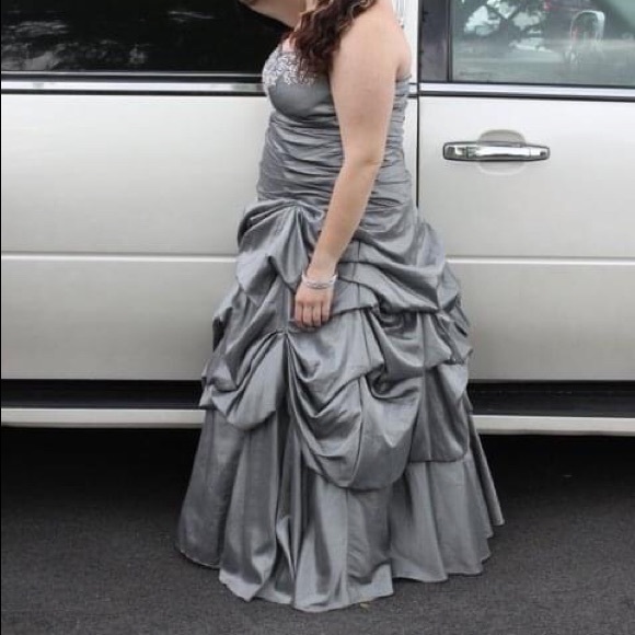 Silver Beaded Gown with Tiers - Picture 2 of 3